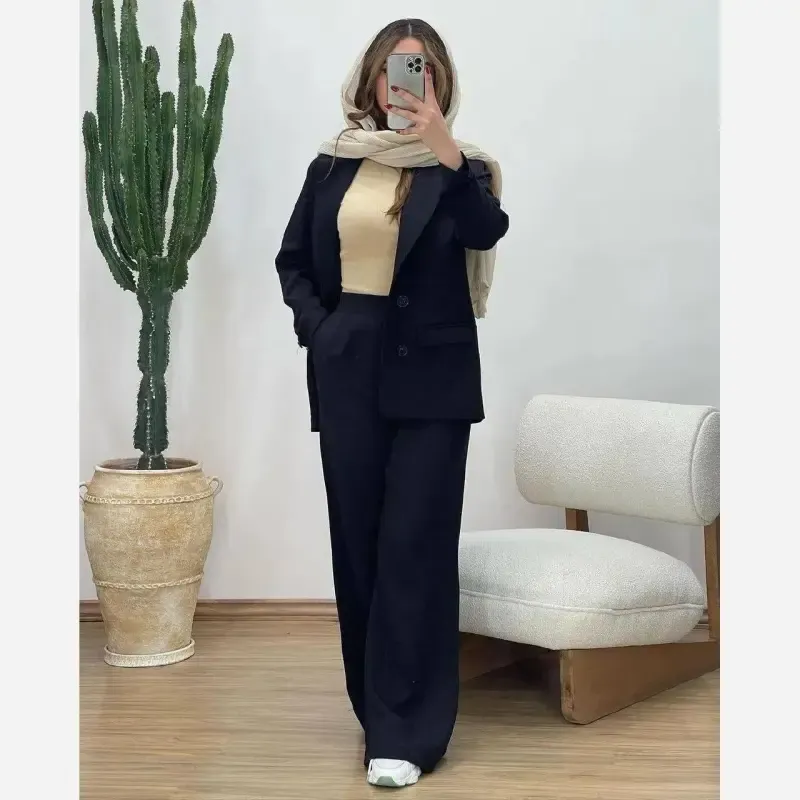 ست کت و شلوار زنانه جنس بابوس رنگ مشکی کرم استخونی سایز 38 تا 46